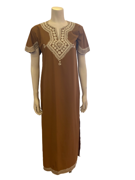 Front view of a mannequin in a brown short sleeve kaftan with white embroidery