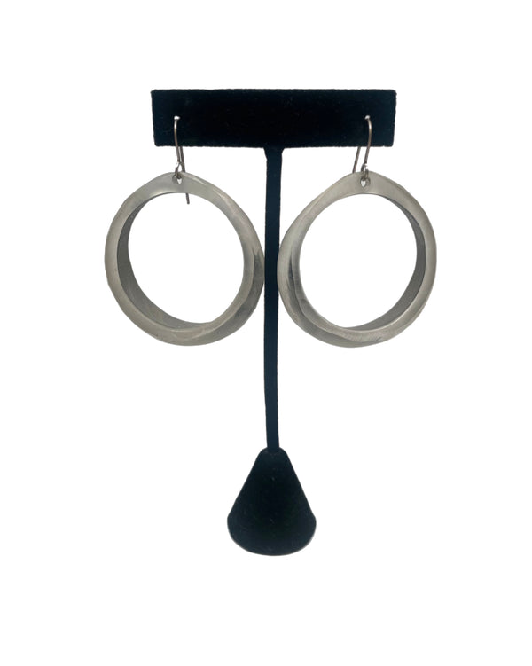 Cara Croninger Gray Carved Circle Earrings