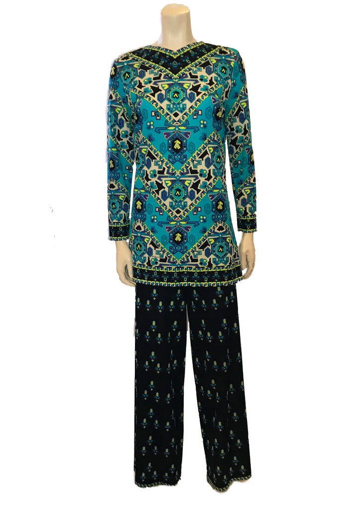 Blue patterned long sleeved tunic and pants set by Mr. Dino