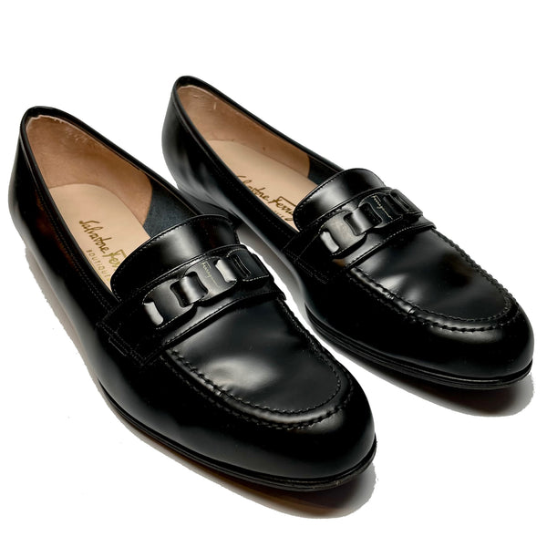 Black leather loafer with book chain leather toe. 